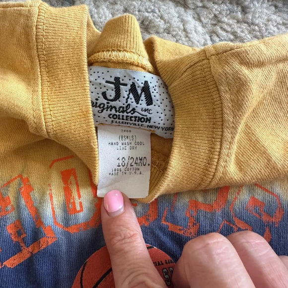 Vintage Toddler Sports Graphic Tees Football MVP Basketball Hoop 90s 18/24M - Picture 5 of 6